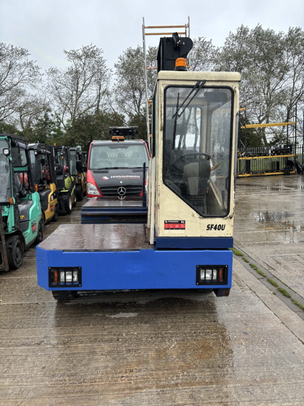 Fantuzzi SF40U Sideloader - Fleet #F567